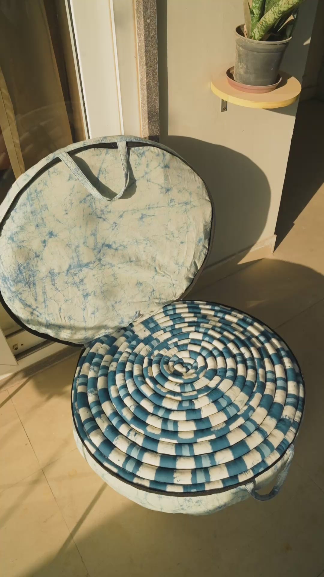 Carry-On Foldable Support Cushion